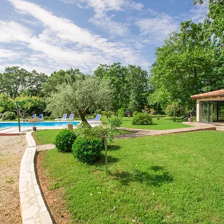 Ferienwohnung Adelia Mit Pool, Grill Und Terrasse Apartment